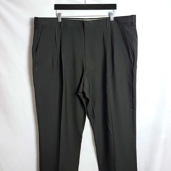 🖤5/$20🖤 HAGGAR.. black dress pants.. - Picture 1 of 8